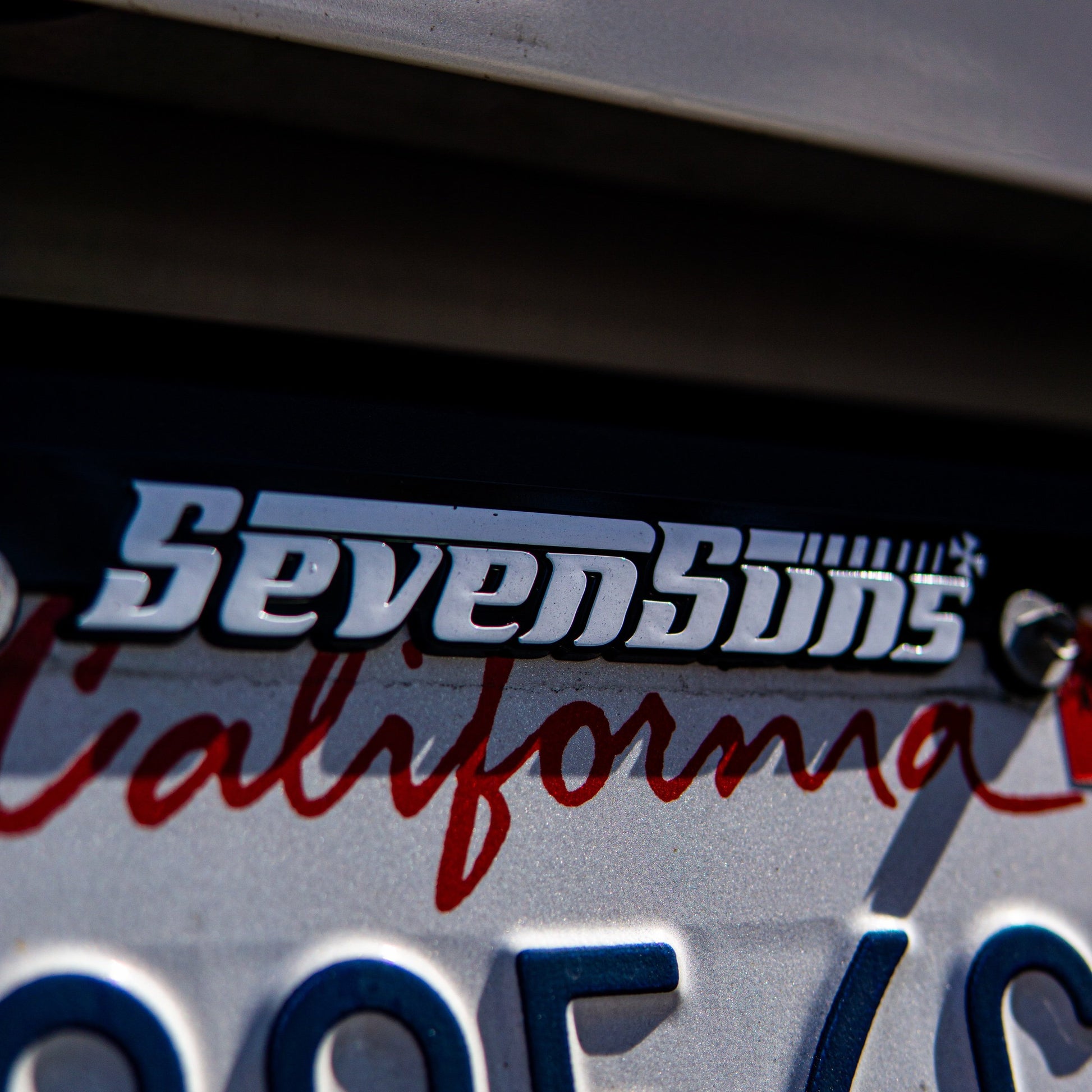 7Suns License Plate Frame