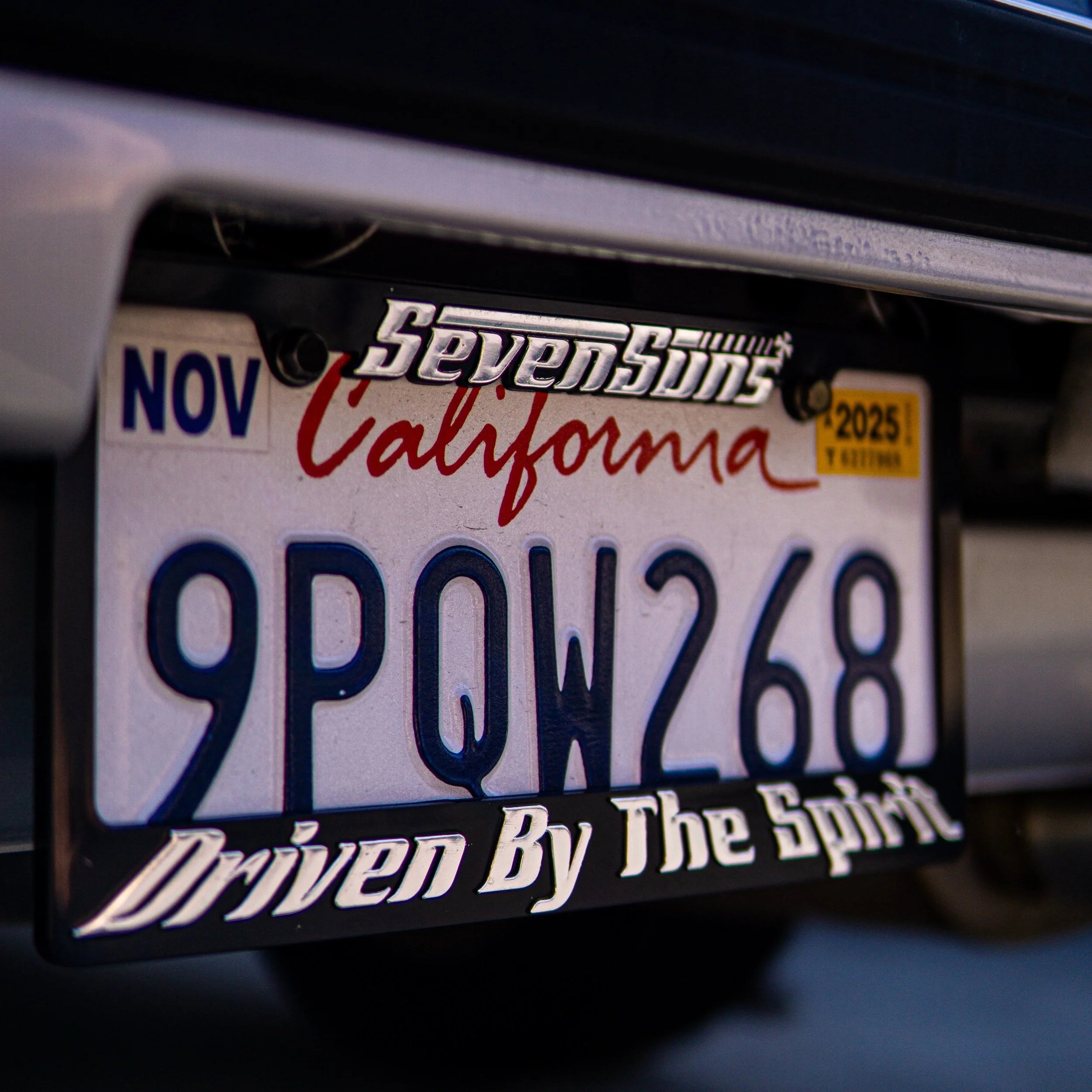 7Suns License Plate Frame