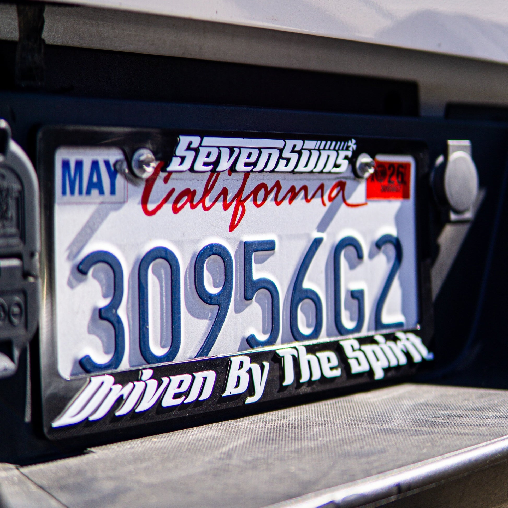 7Suns License Plate Frame